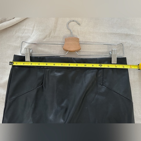Dynamite - Faux Leather Pencil Skirt - Black - Size: Medium - Picture 7 of 10